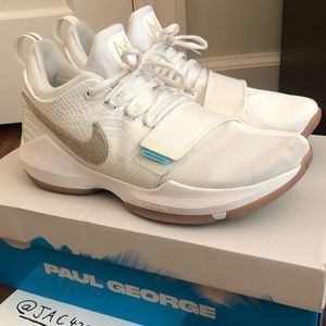 ❌SOLD❌ Nike PG 1 ‘Ivory’